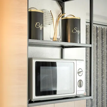 2+2apt. With A Beautiful Terrace And Jacuzzi *